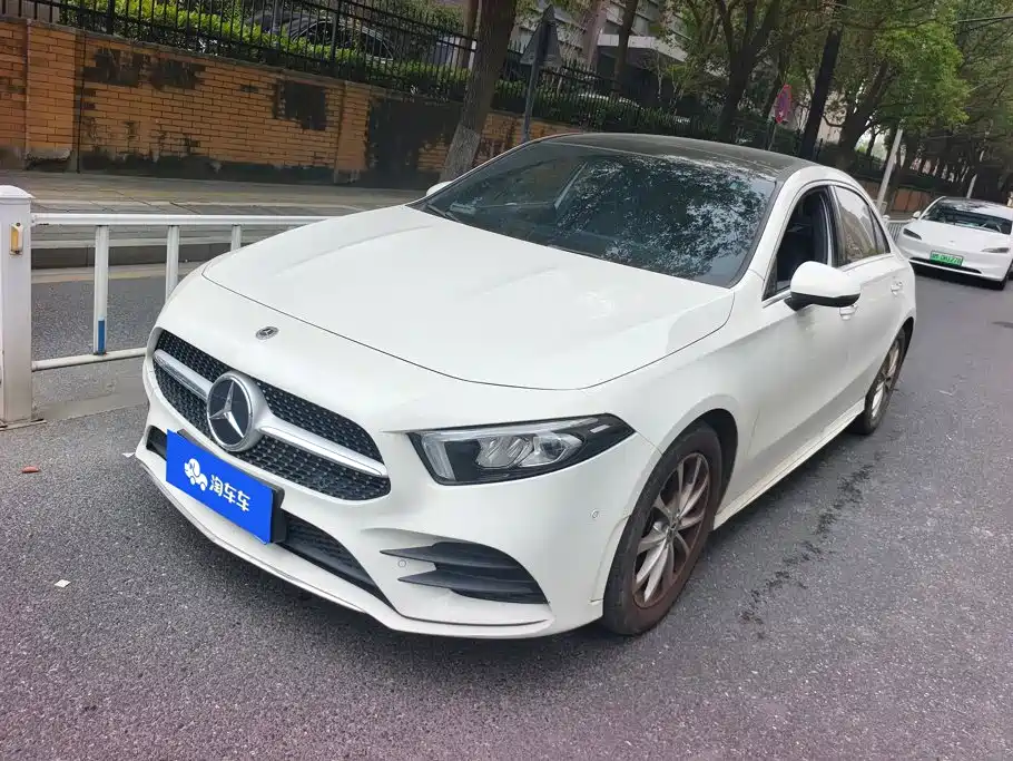 Mercedes-Benz A-Класс 2022