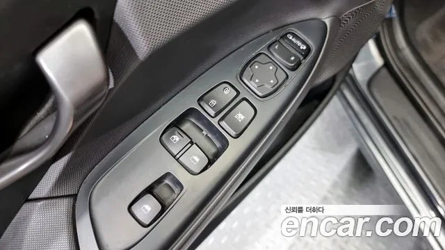 Hyundai Veloster 2020