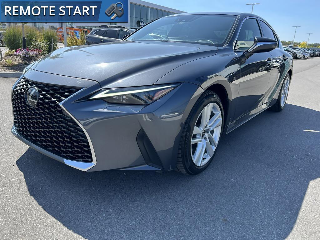 Lexus IS 2021