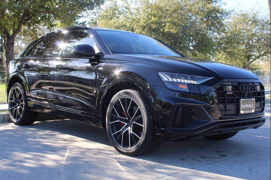 Audi Q8 2023