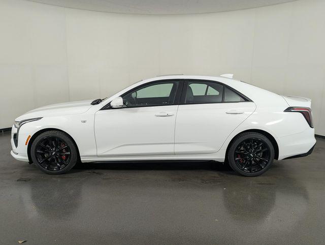 Cadillac CT4 2021
