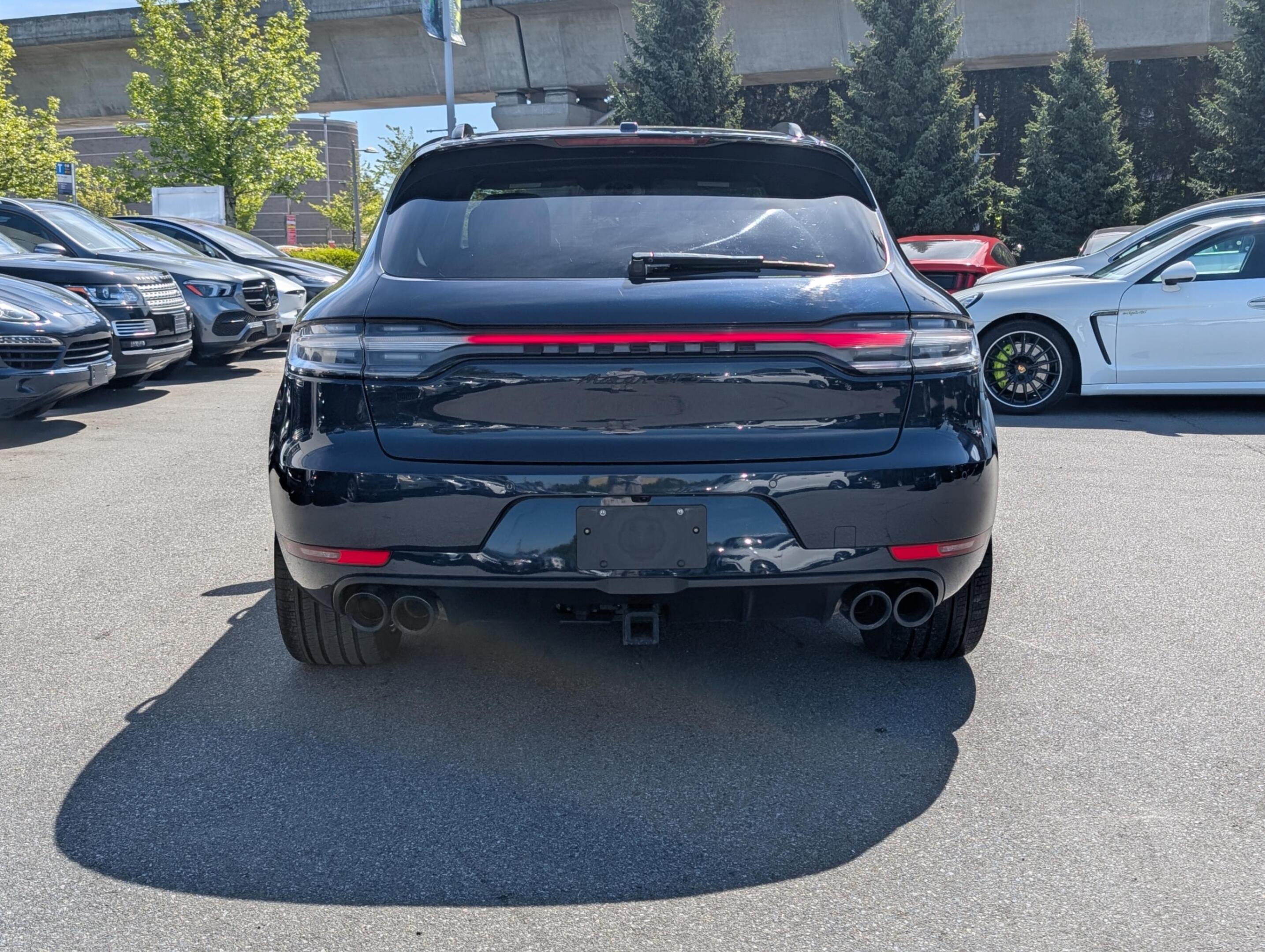 Porsche Macan 2021