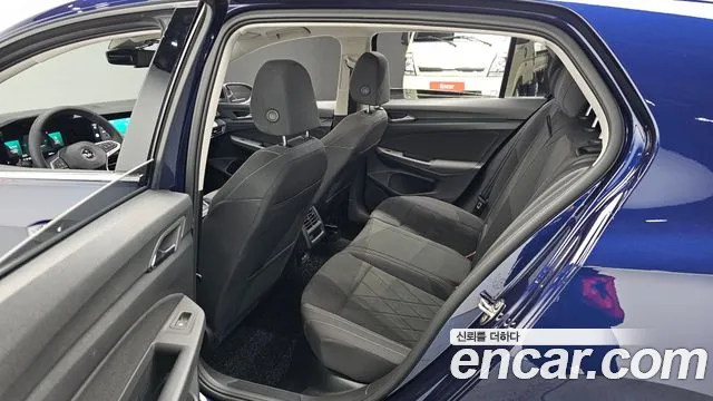 Volkswagen Golf 2022