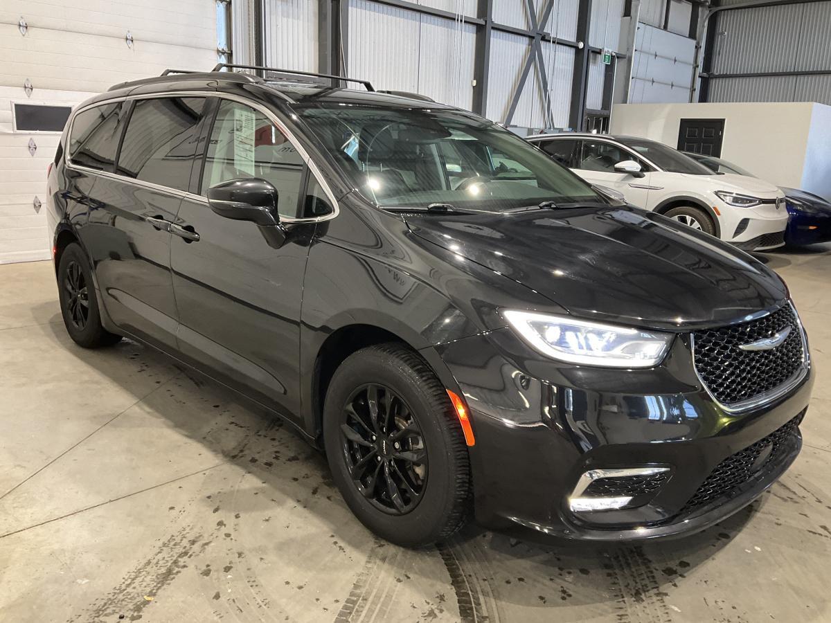 Chrysler Pacifica 2022