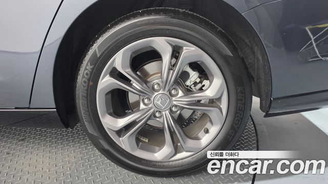 Honda Accord 2023
