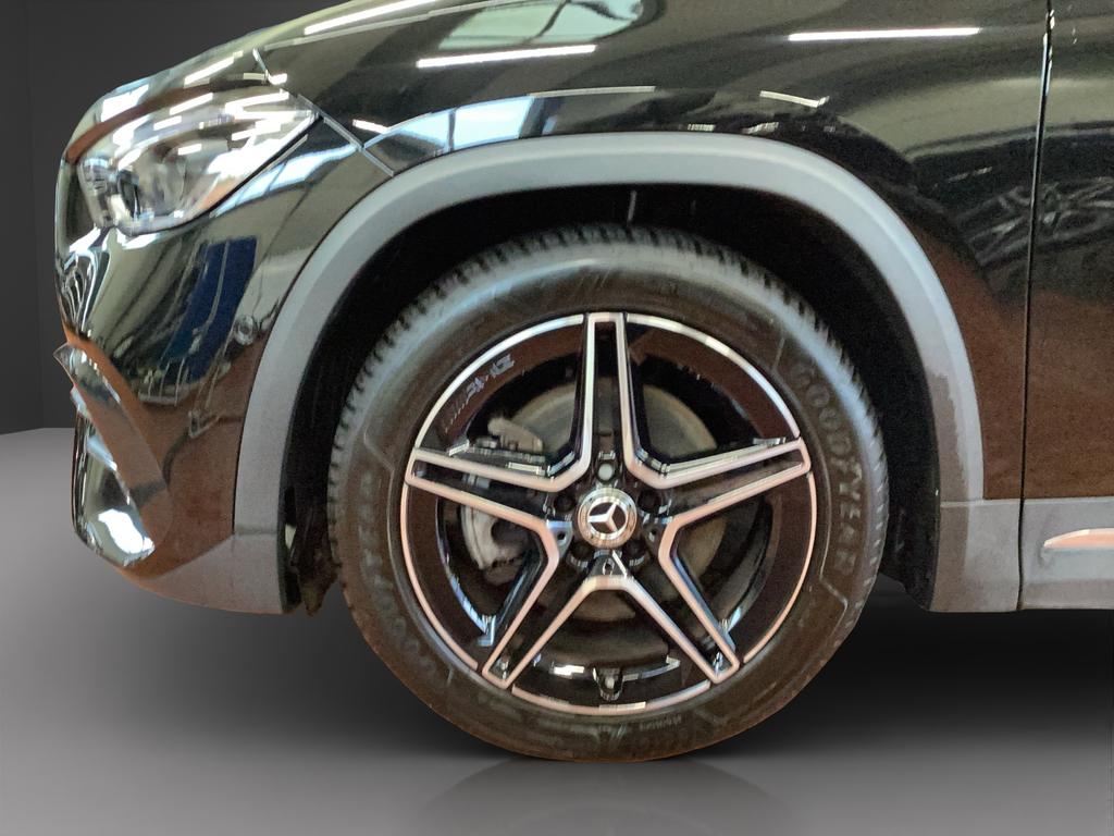Mercedes-Benz GLA 220 2023