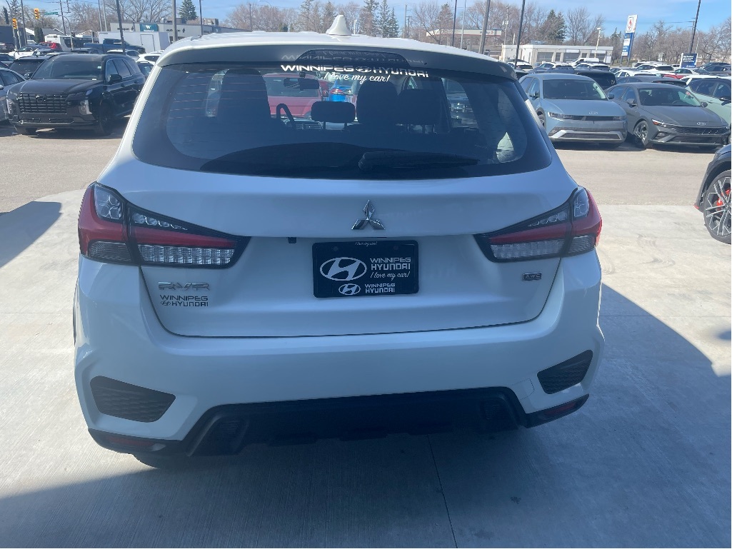 Mitsubishi RVR 2021