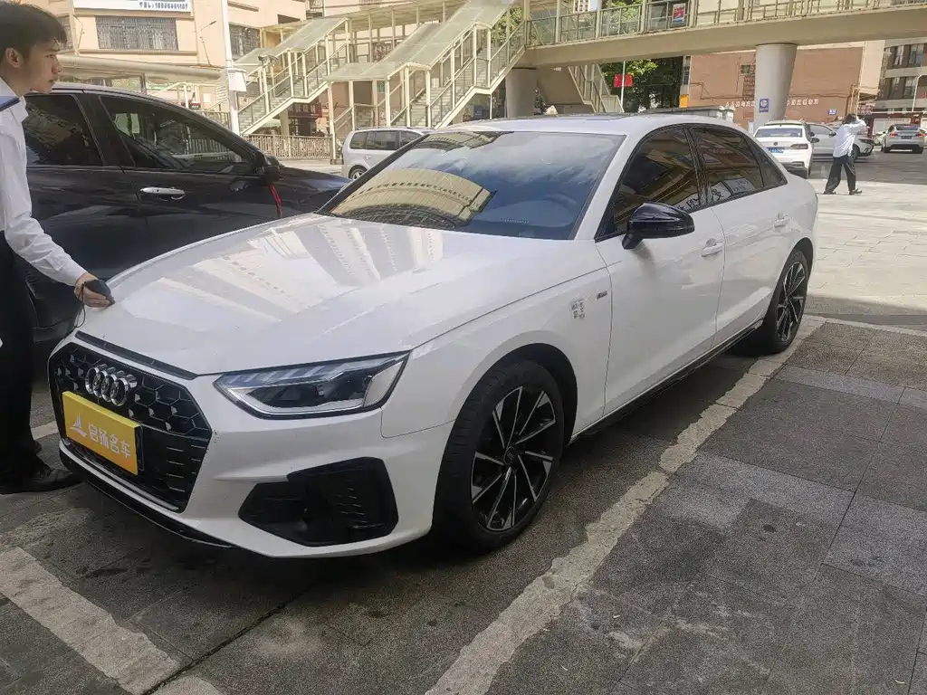 Audi A4 2024