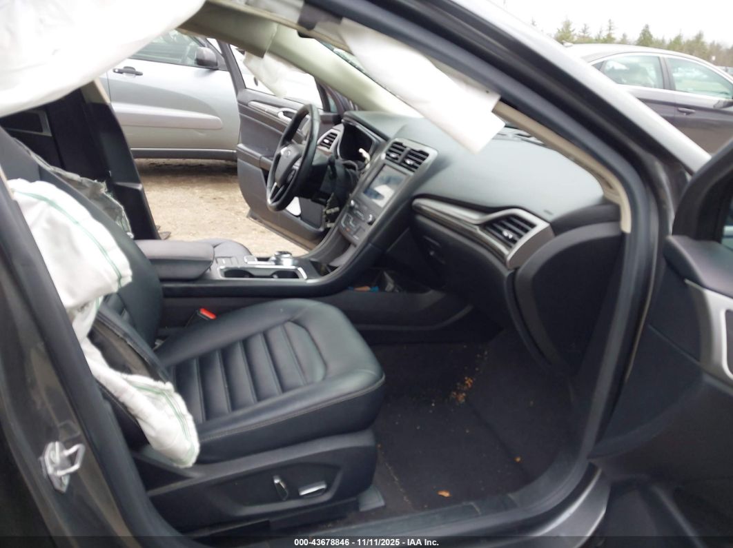 Ford Fusion 2020
