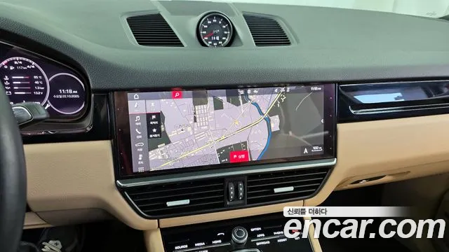 Porsche Cayenne 2021