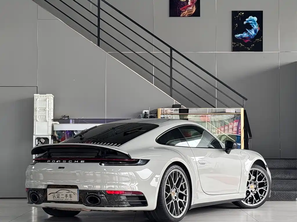 Porsche 911 2020