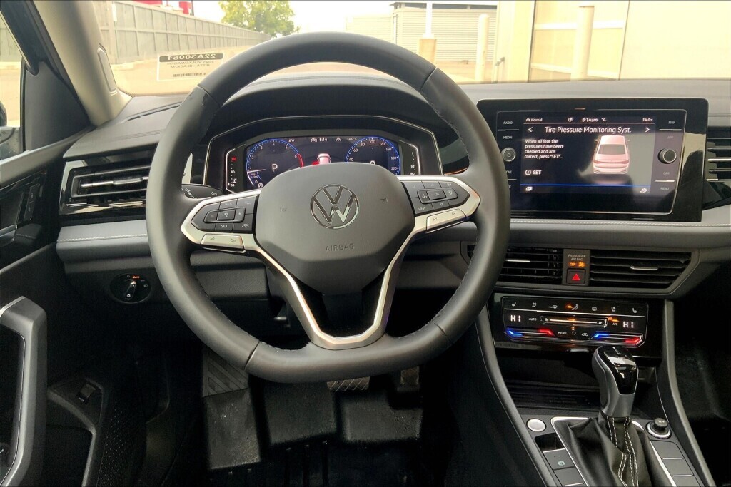 Volkswagen Jetta 2025