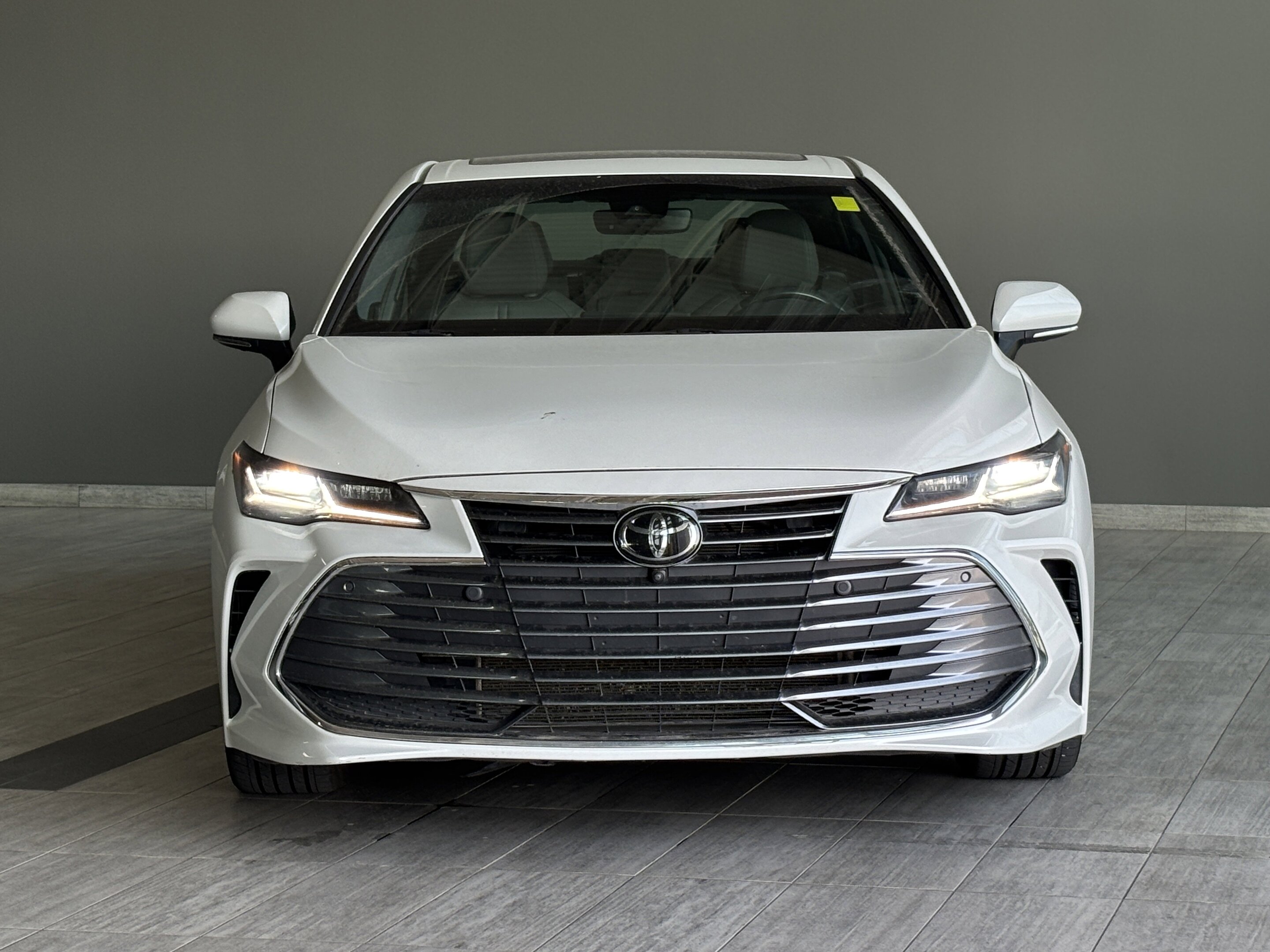 Toyota Avalon 2021