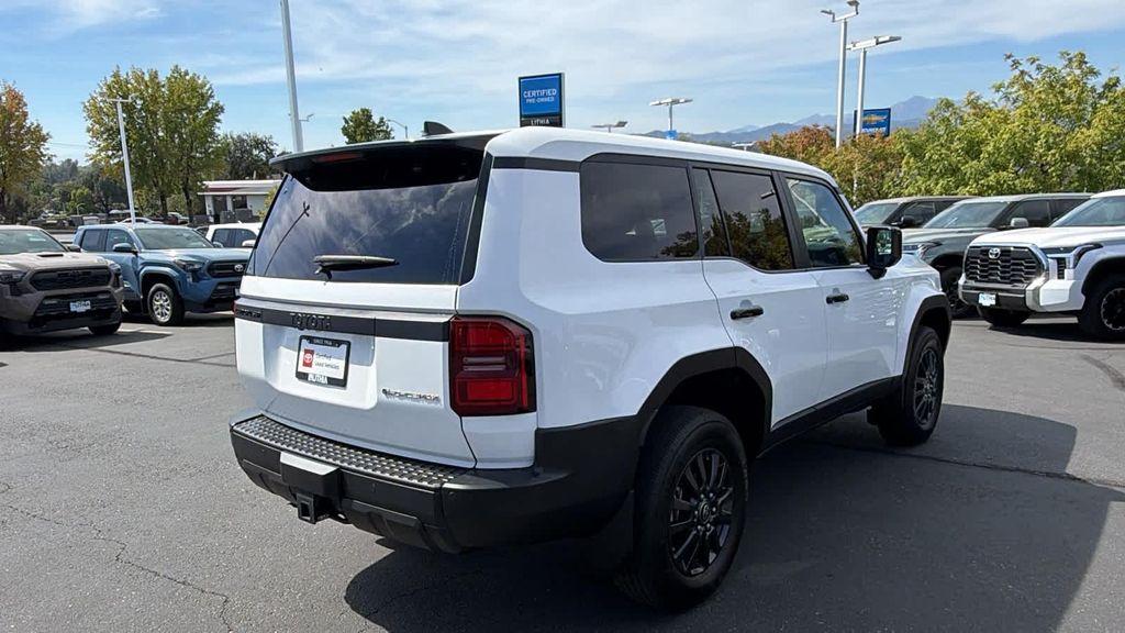 Toyota Land Cruiser 2024