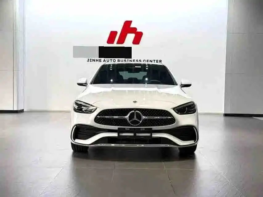 Mercedes-Benz C-Класс 2024