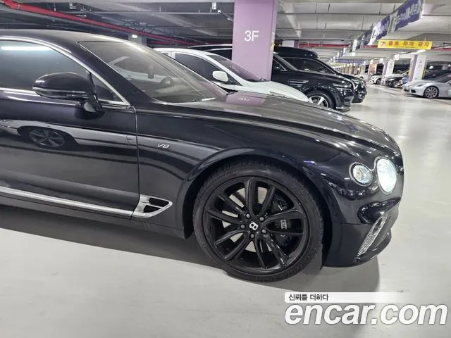 Bentley Continental 2020