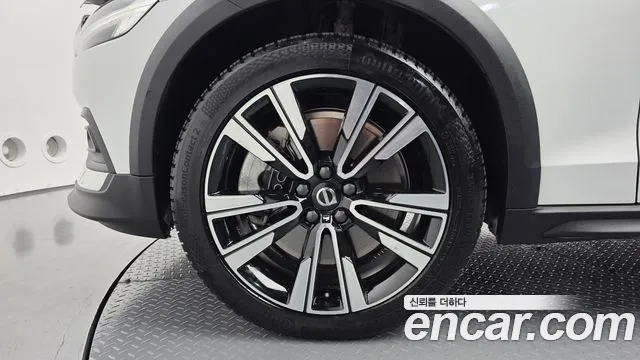 Volvo V60 2023