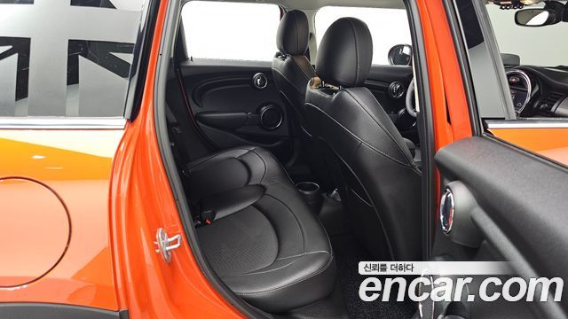 Mini COOPER 2021