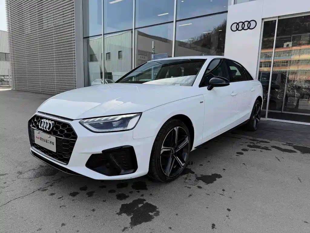 Audi A4 2025
