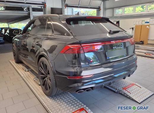 Audi SQ8 2024