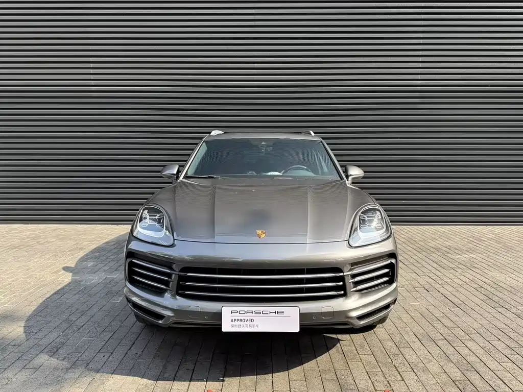Porsche Cayenne 2022