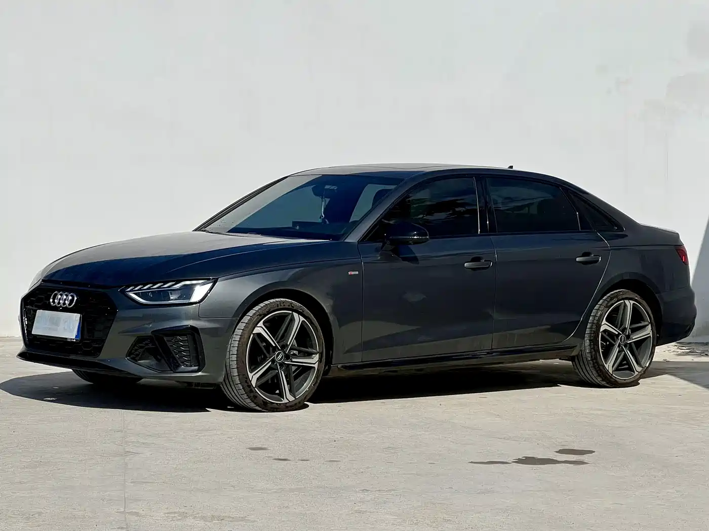Audi A4 2023