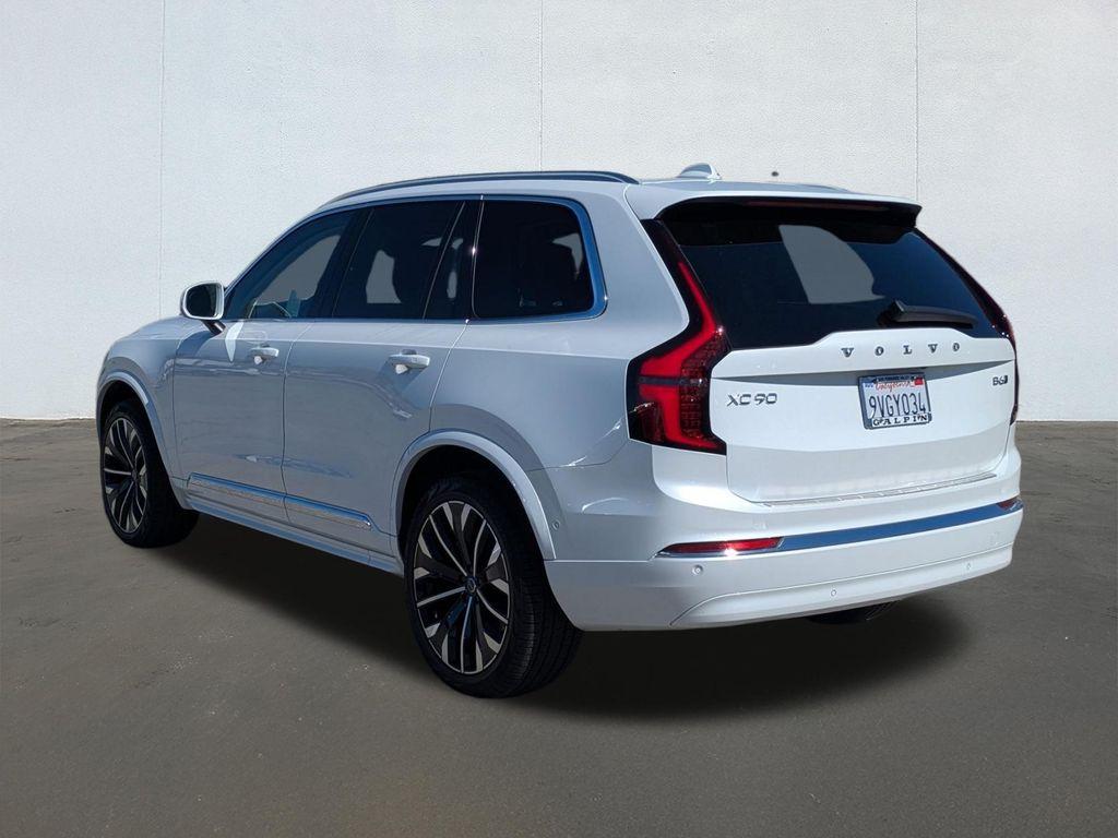 Volvo XC90 2025