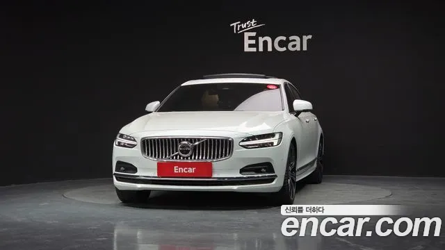 Volvo S90 2023