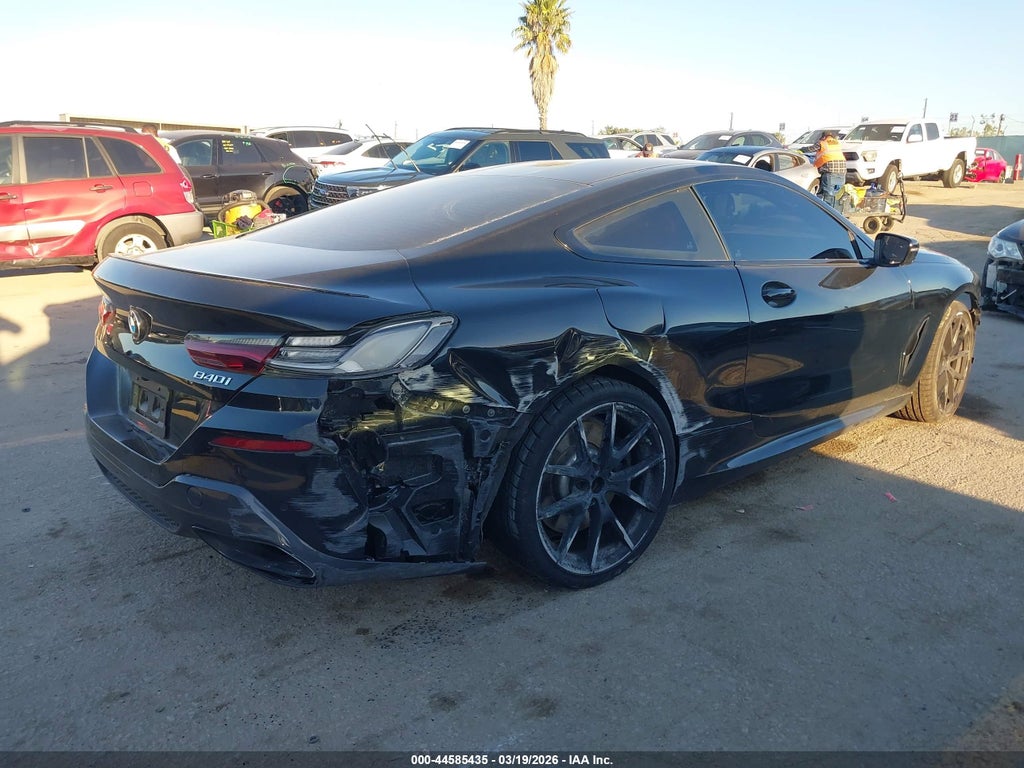 BMW 840 2025