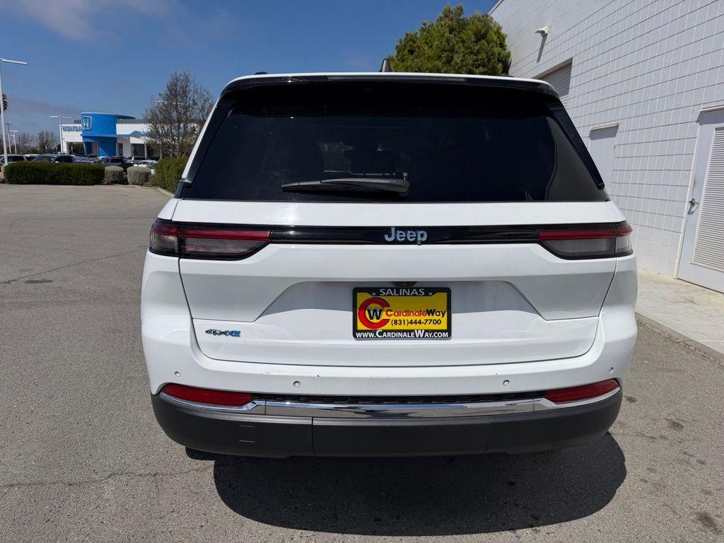 Jeep Grand Cherokee 2024