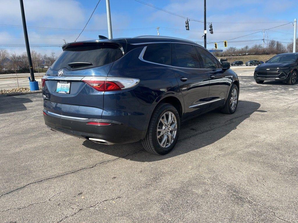 Buick Enclave 2023