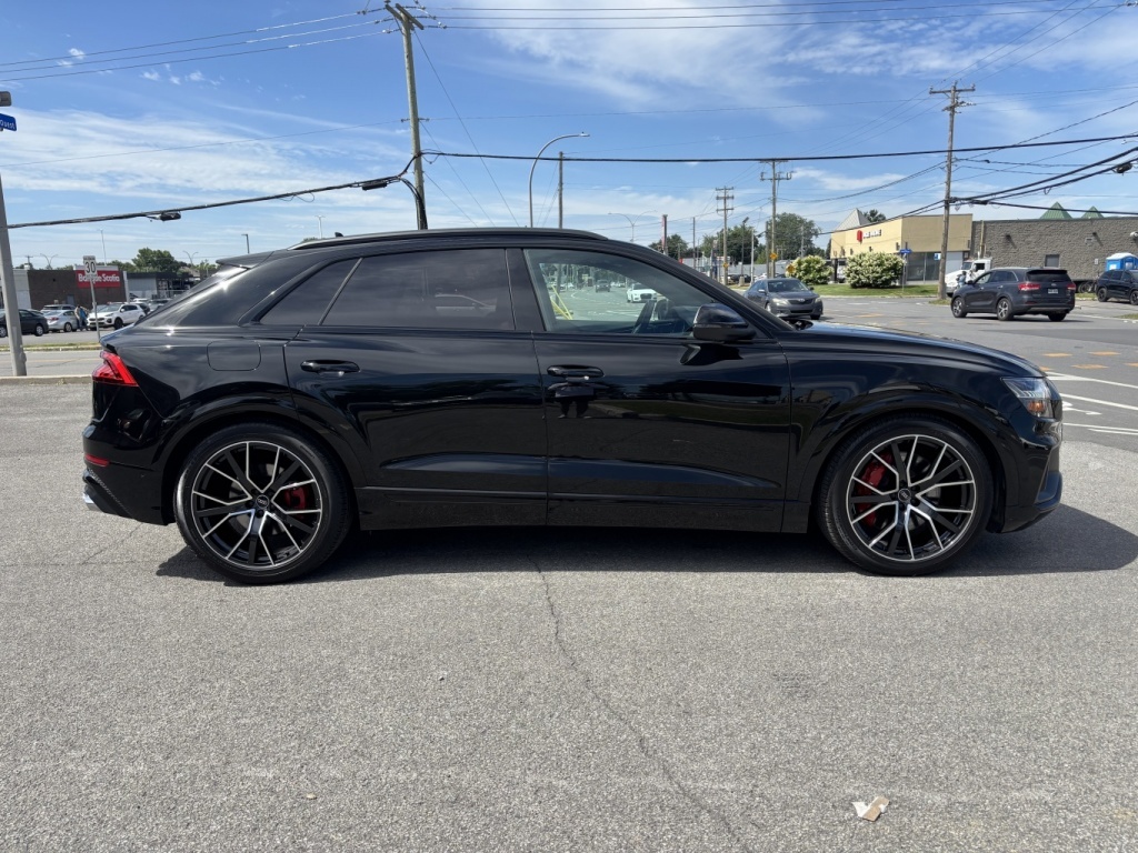 Audi SQ8 2022