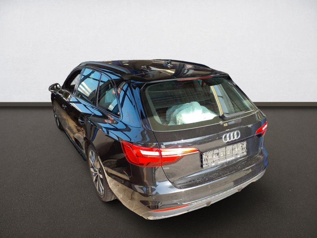 Audi A4 2023