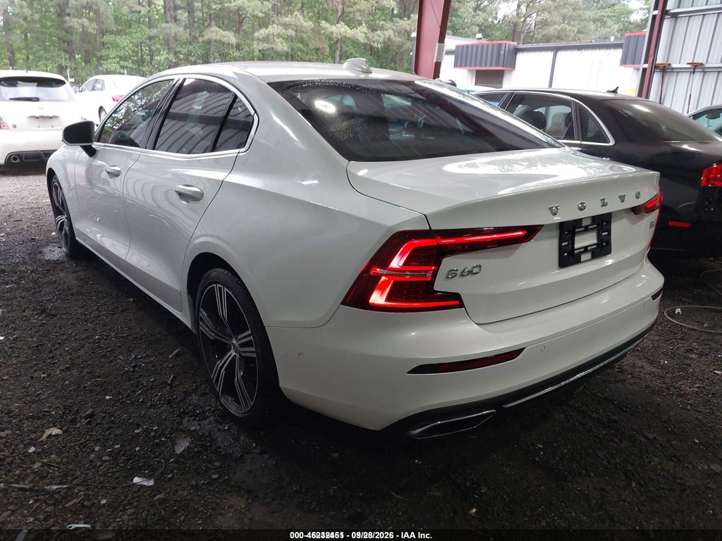 Volvo S60 2022