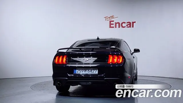 Ford Mustang 2022