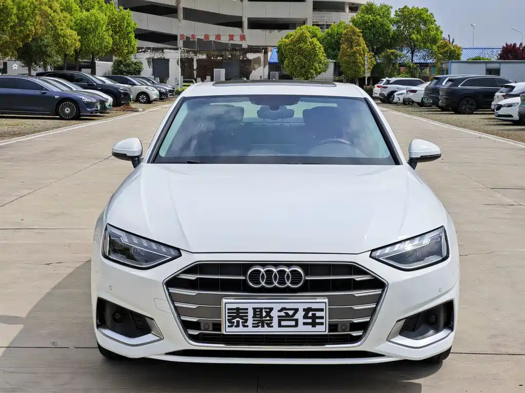 Audi A4 2022