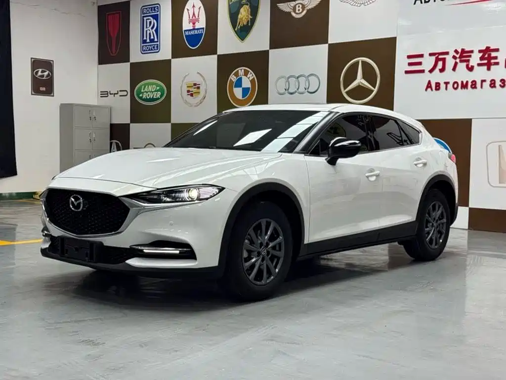 Mazda CX-4 2023