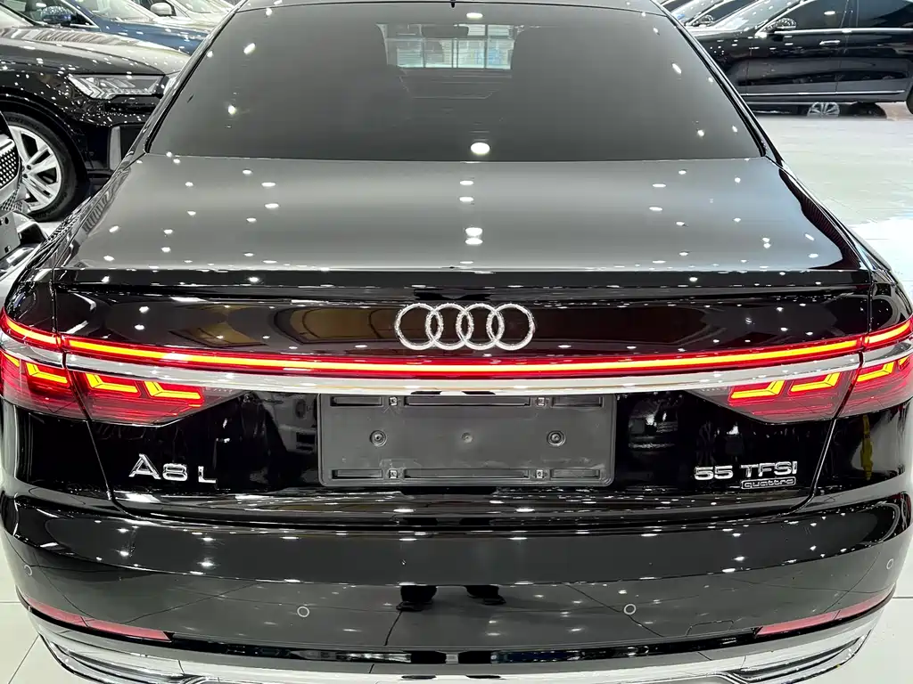 Audi A8 2021