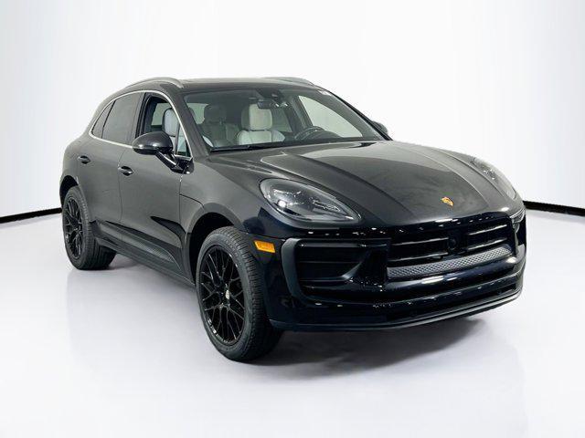 Porsche Macan 2023