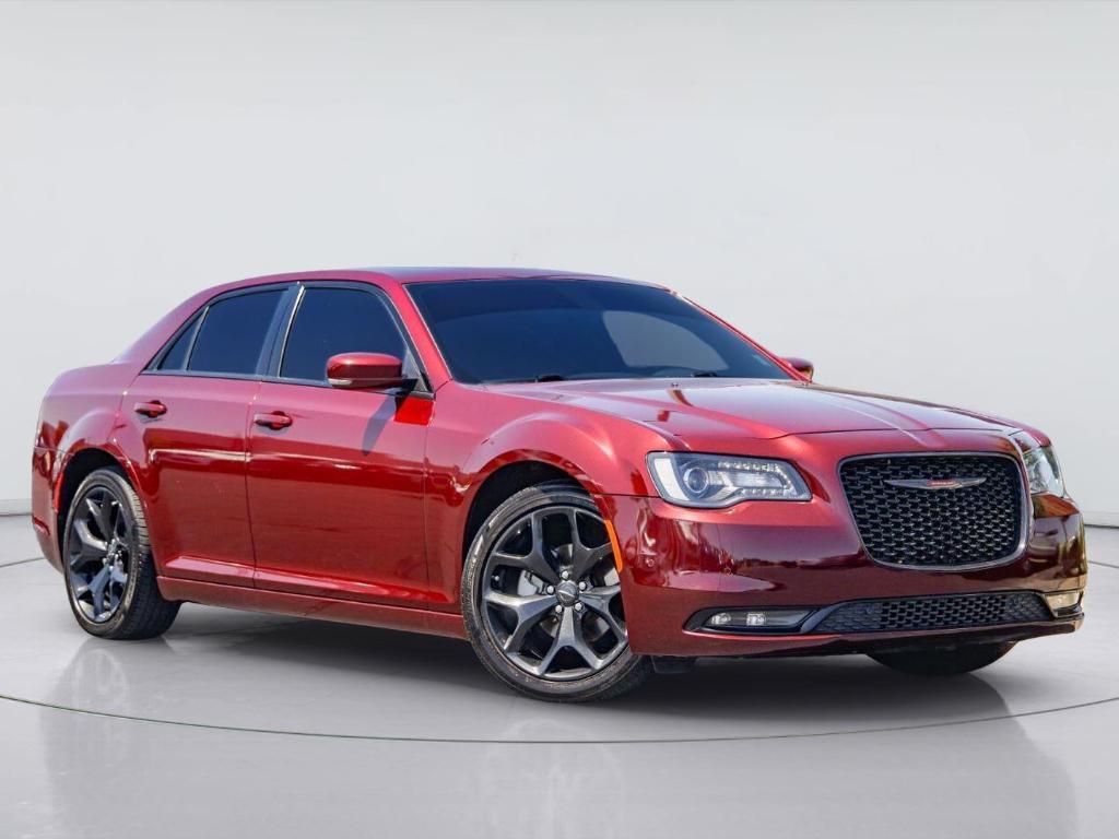 Chrysler 300 2023