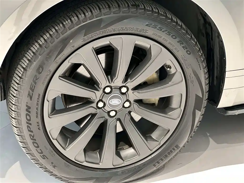 Land Rover Range Rover Velar 2020