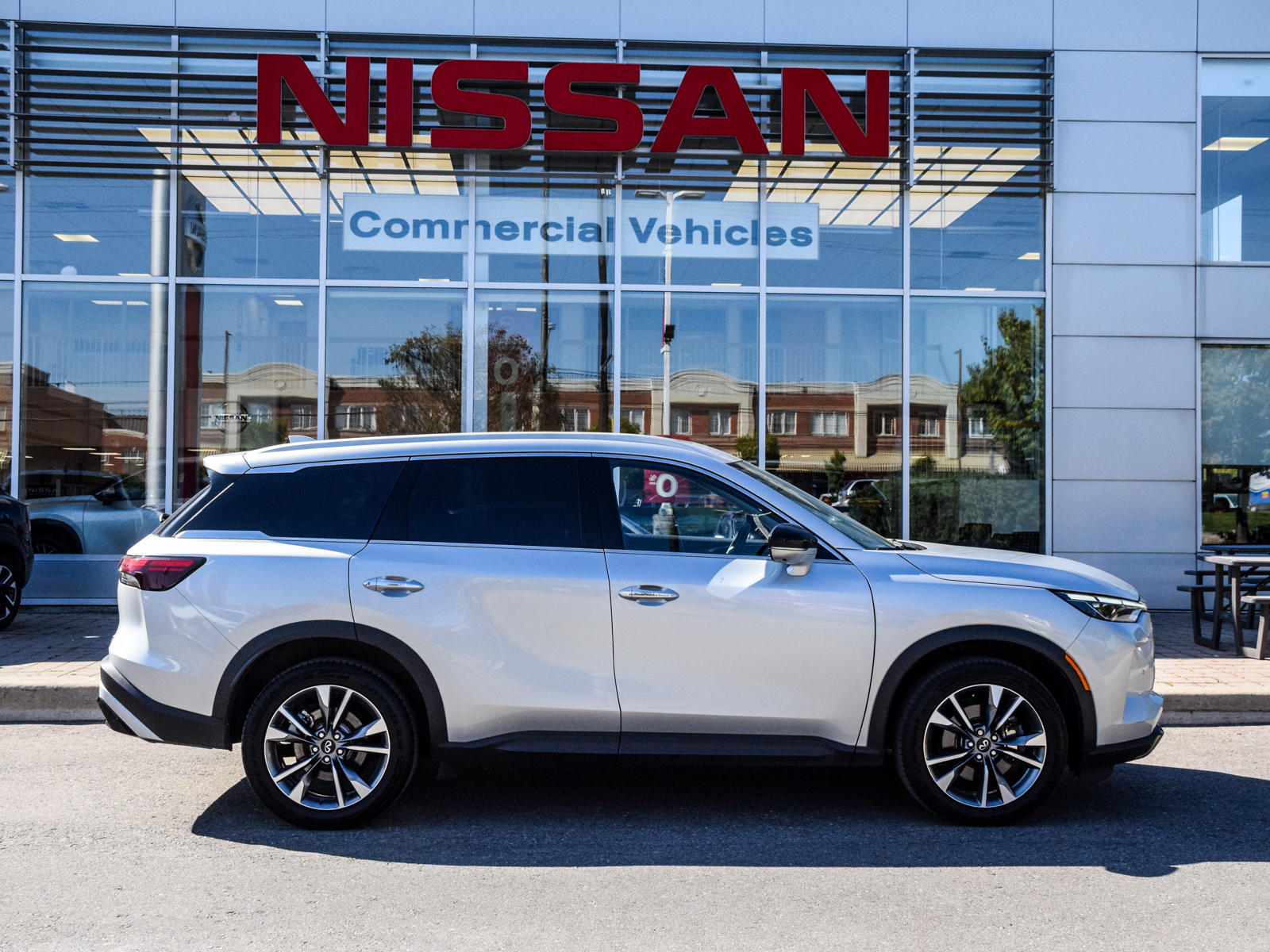 Infiniti QX60 2023