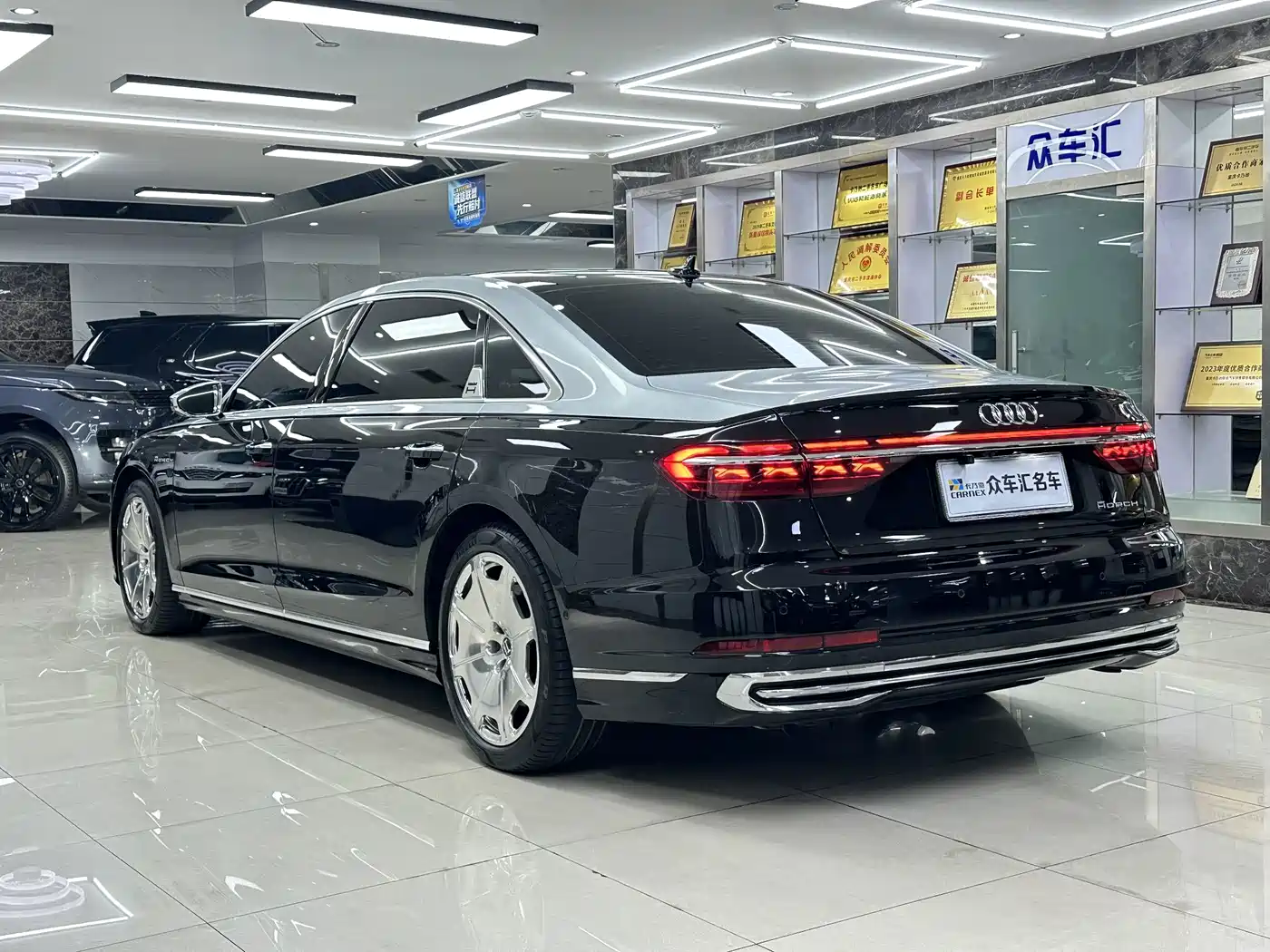Audi A8 2024