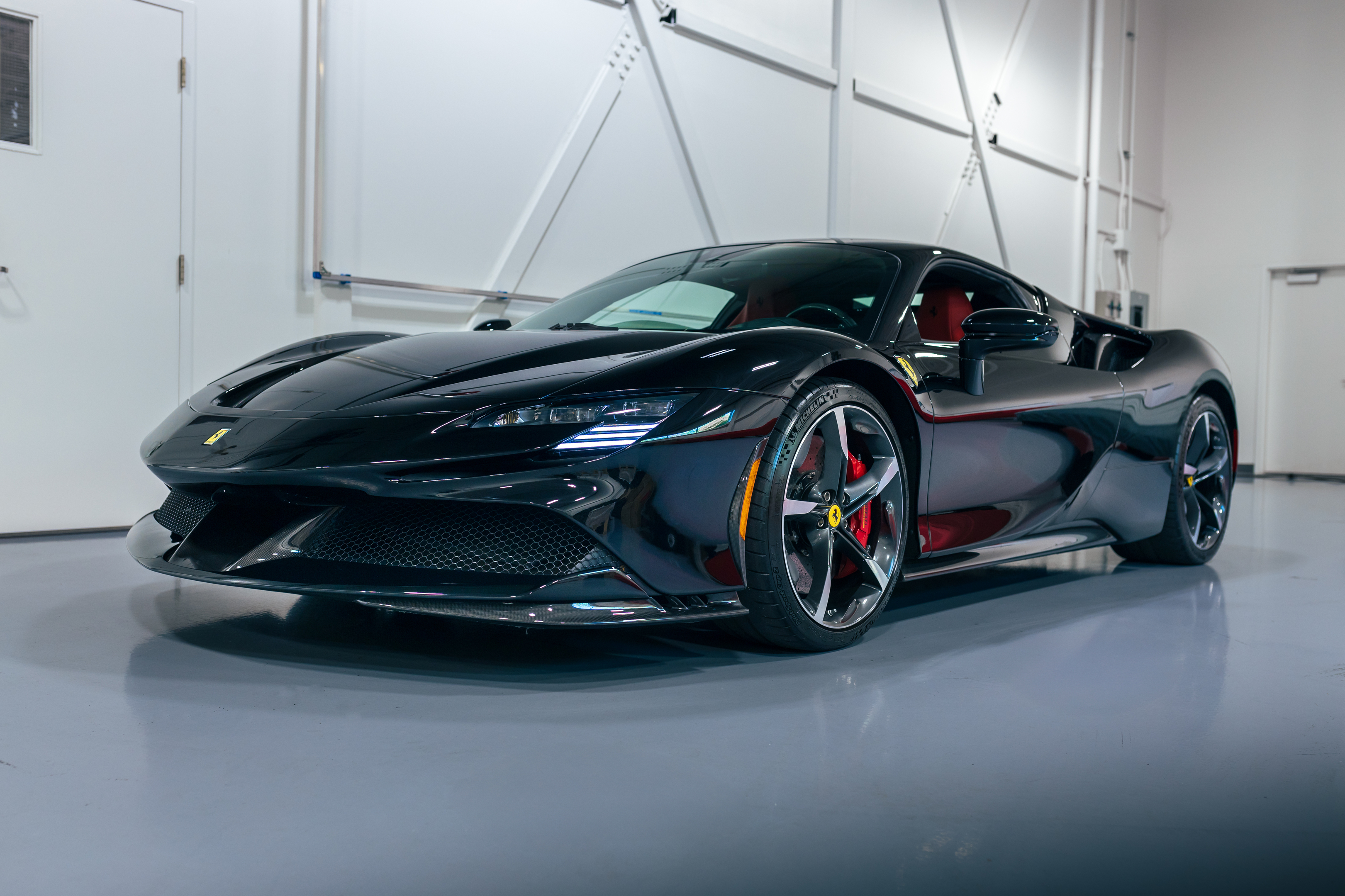Ferrari SF90 2023