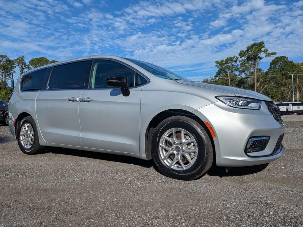 Chrysler Pacifica 2024