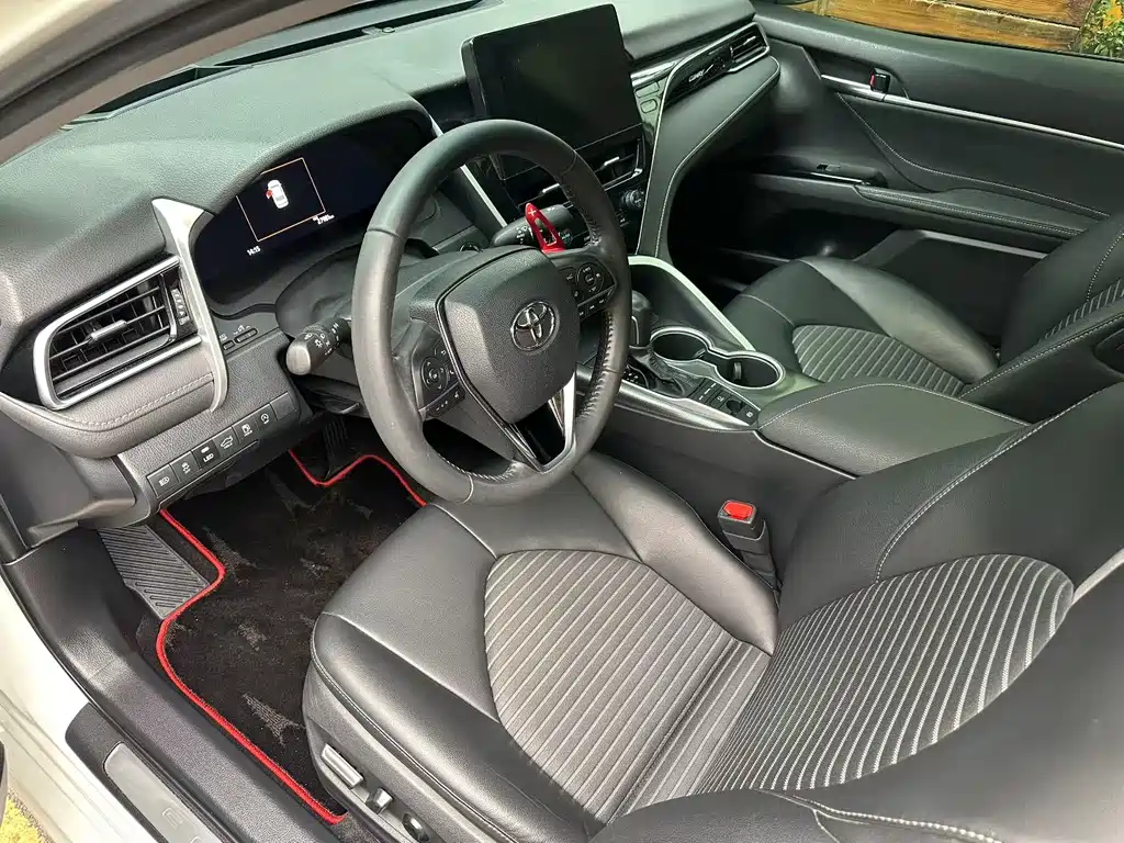 Toyota Camry 2023