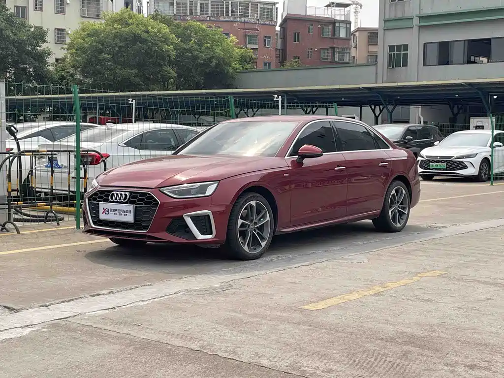 Audi A4 2021