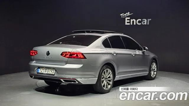 Volkswagen Passat 2022