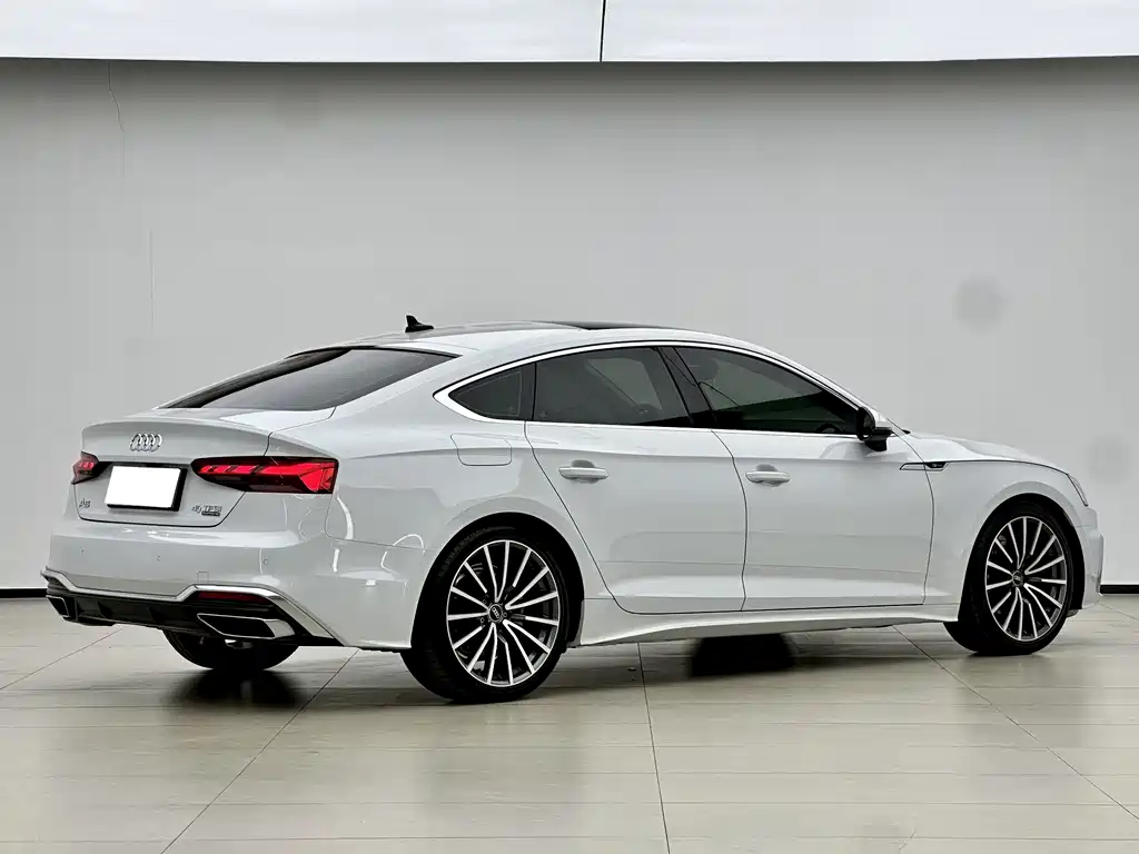 Audi A5 2023