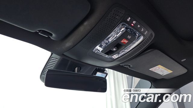 Mercedes-Benz GLB 2021